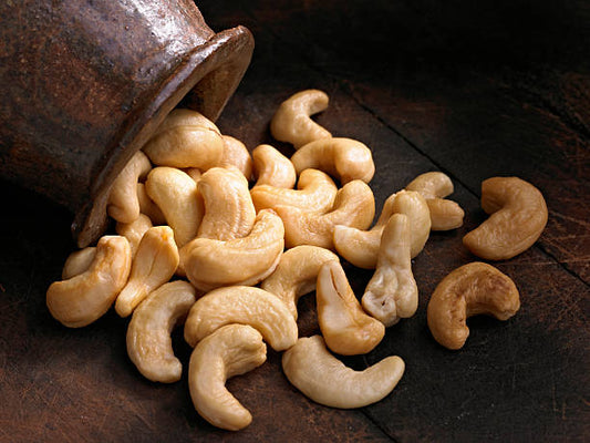 Cashew Nut, health benefits and uses.